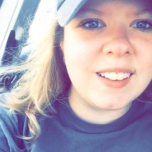 Meet your Posher, Kendra